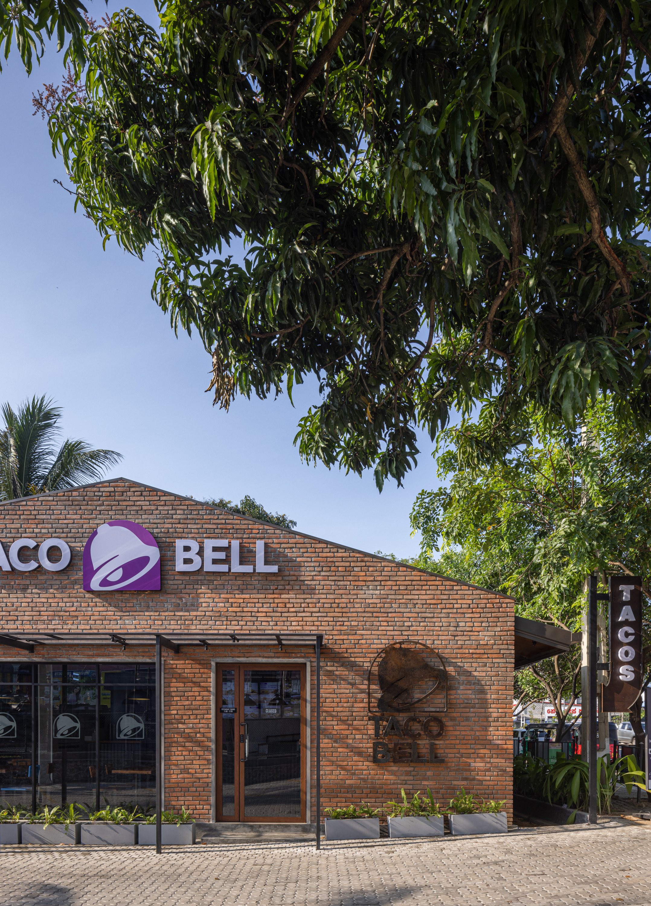 TACO BELL